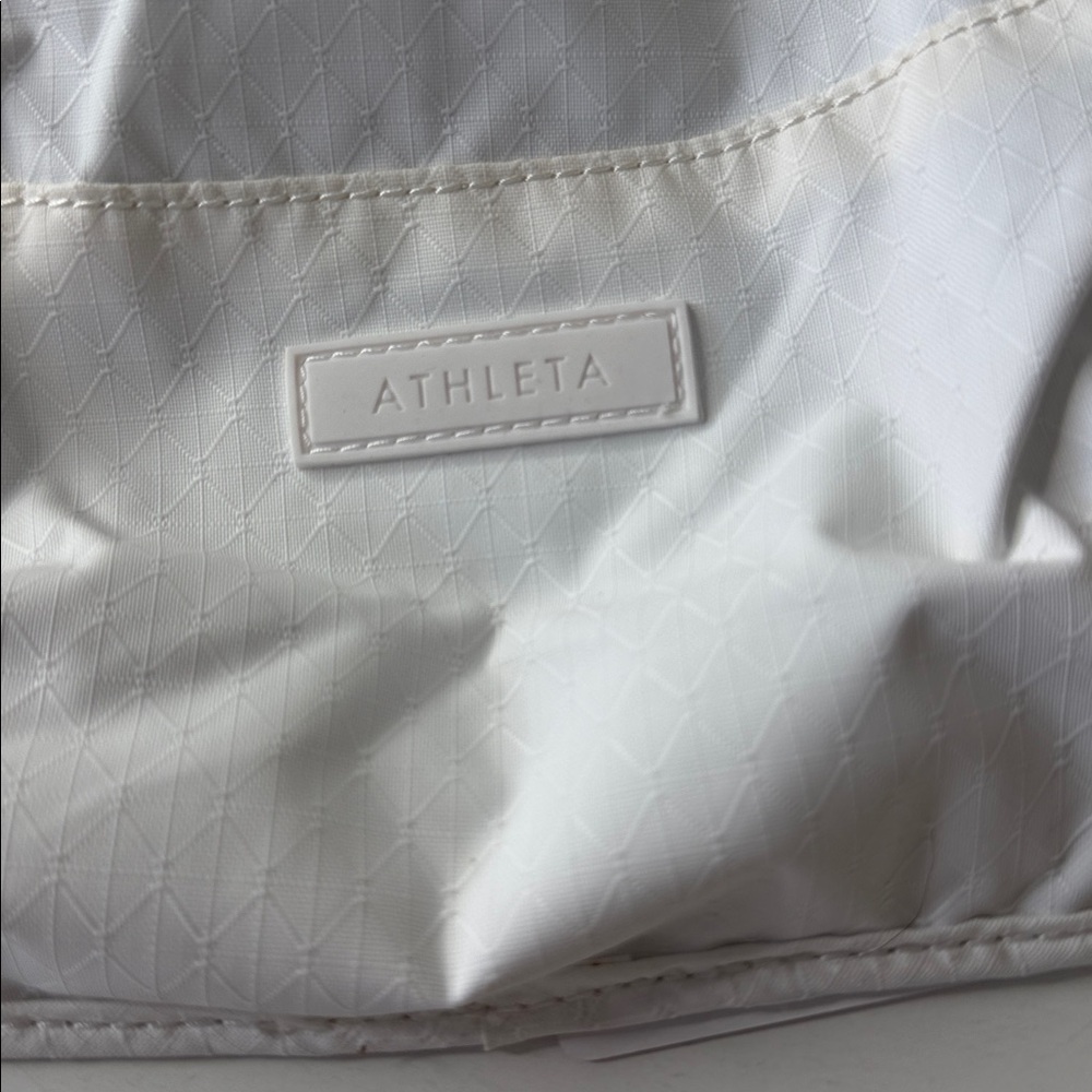 Athleta Excursion Waistbag White - Picture 10 of 13
